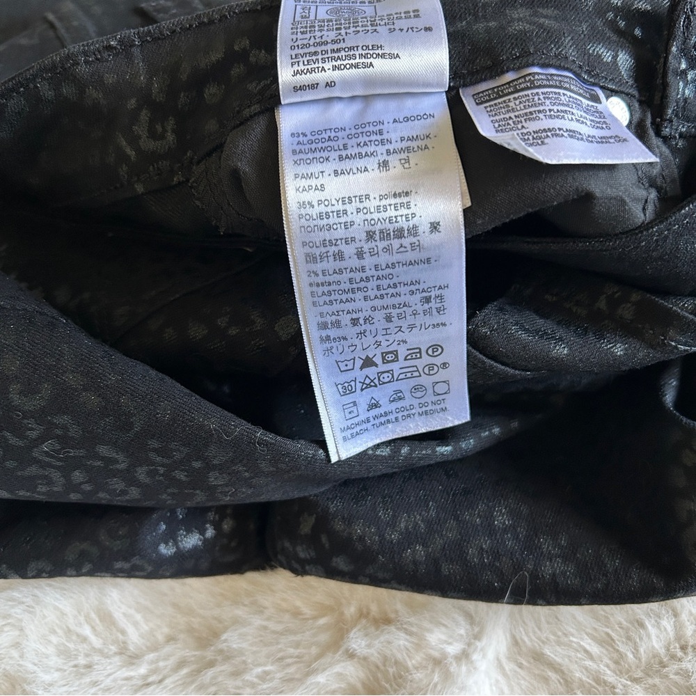 Levi’s 721 High Rise Skinny Jeans, Size 27 - Picture 9 of 13